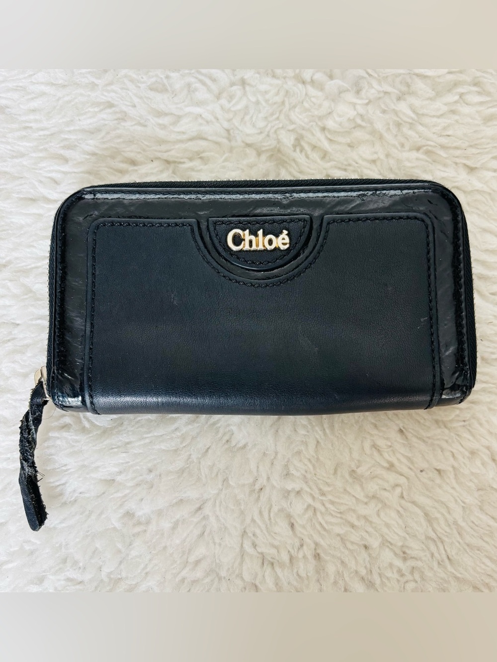 Chloe’ Black Leather Zip Around Unisex Long Wallet